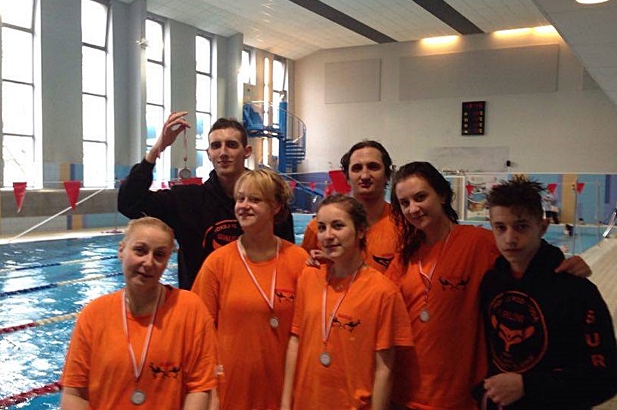 Hokej pod wodą Walenie Siemianowice Śląskie Sztafeta charytatywna 2017